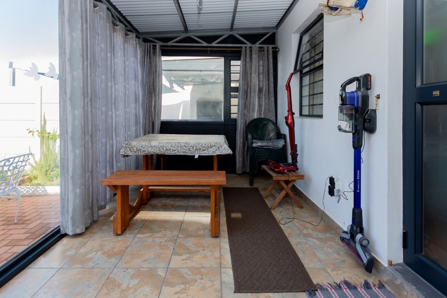 2 Bedroom Property for Sale in Velddrif Western Cape